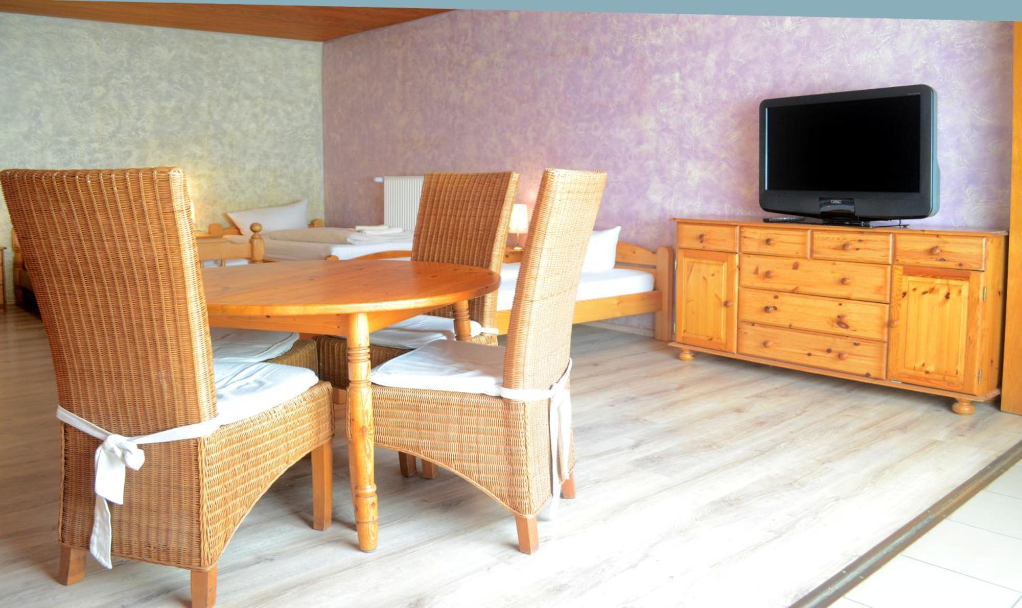 เกสเทอเฮาส์ ซิมเมอร์ ไฟร์ Hotel Bramstedt  ห้อง รูปภาพ